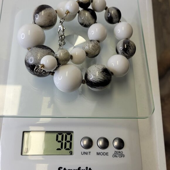 Black and White Large Ball Beads Collar Bib Necklace With Earrings - Picture 8 of 10